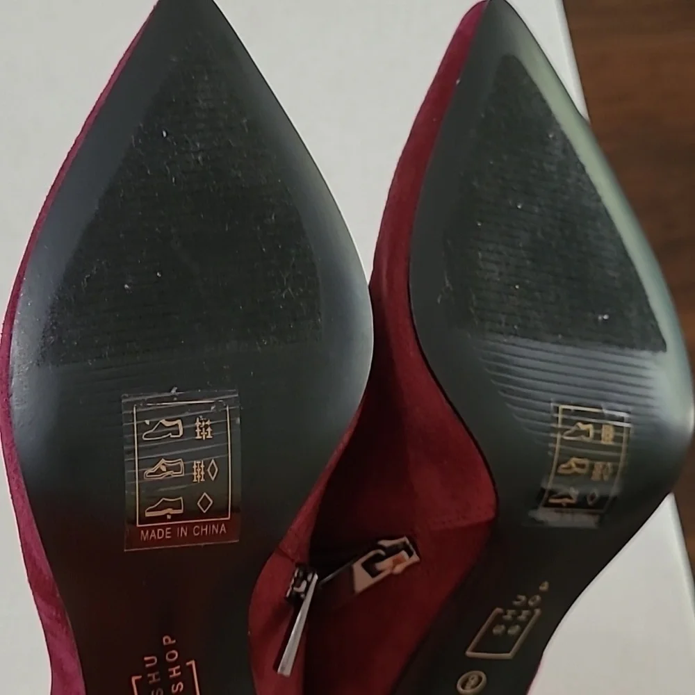 NWOT Shu Shop women's burgandy suede boots with snakeskin heels size 9